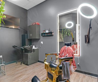 192-192 - Phenix Salon Suites - Woodbridge
