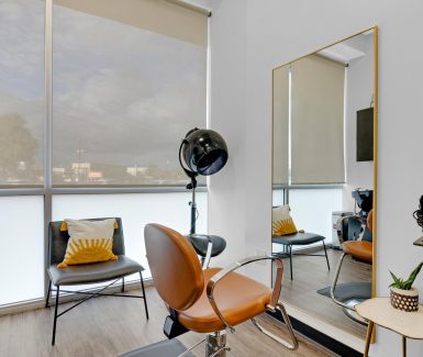 264-264 - Phenix Salon Suites - Woodbridge